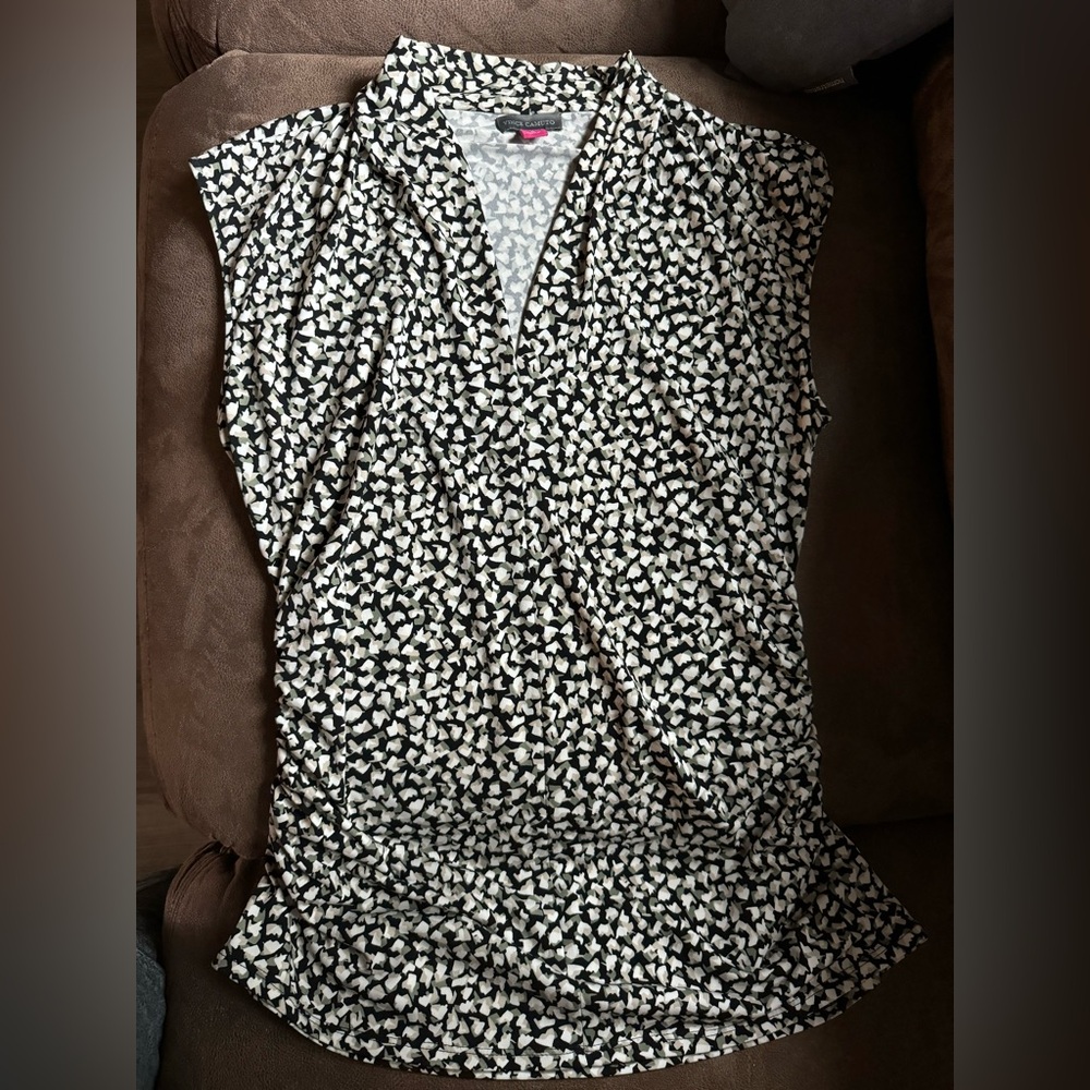 Vine Camuto Sleeveless Blouse size L